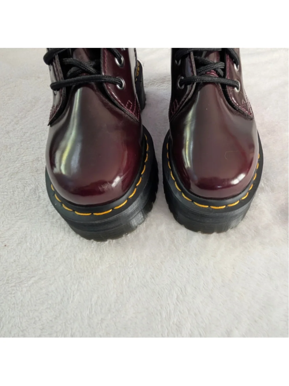Dr. Martens Vegan Jadon II Cherry Red Oxford Rub Off Platform Boots US L 6 - Picture 6 of 13